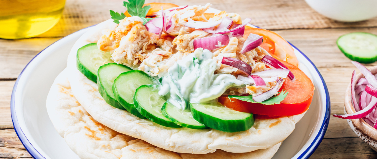 Mo: Gyros mit Zaziki und Krautsalat 